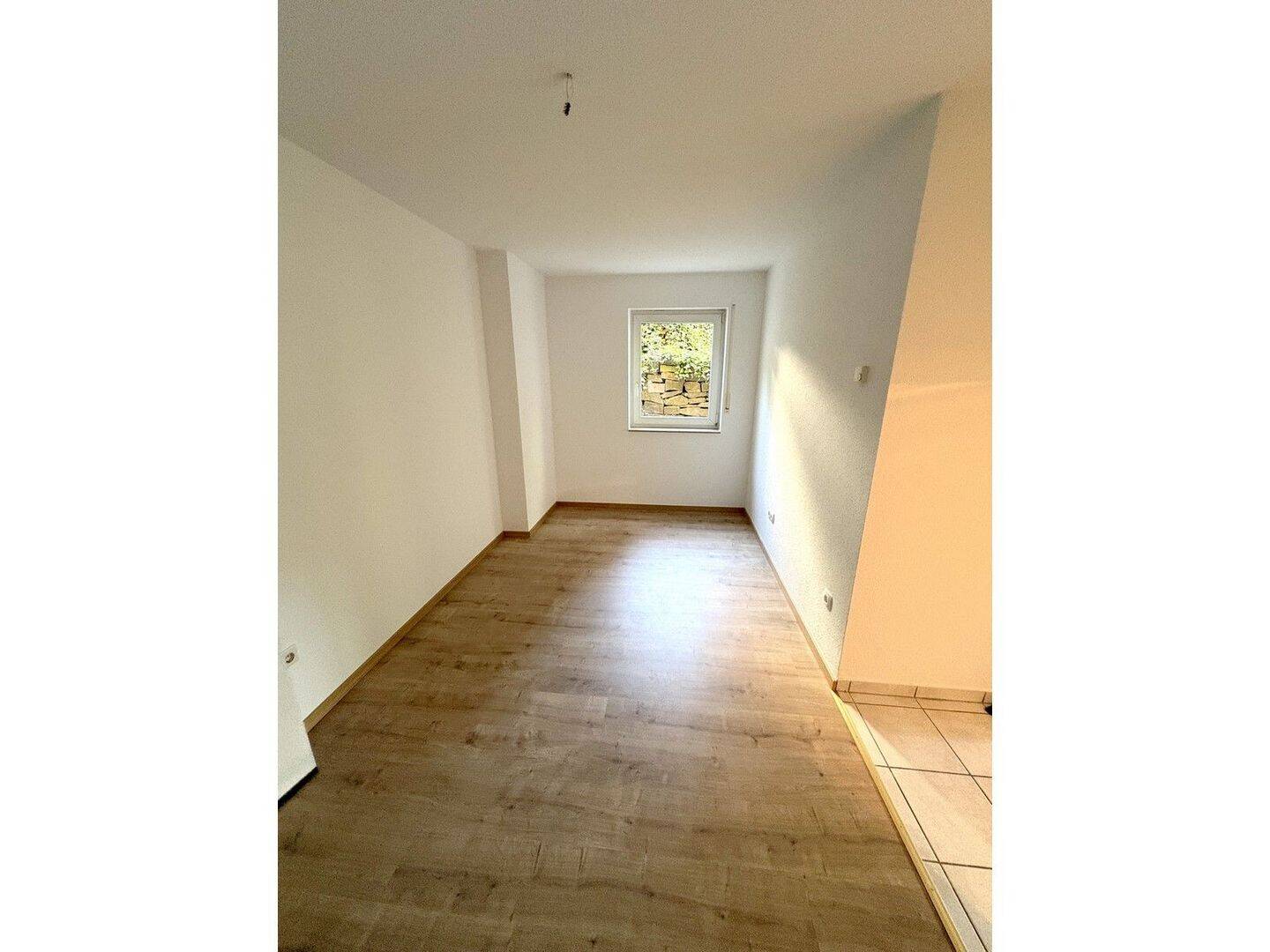 Ihr neues Zuhause: 1,5-Zimmer-Eigentumswohnung in ruhiger und naturnaher Lage von Kürten – Kürten – Vorschaubild 3