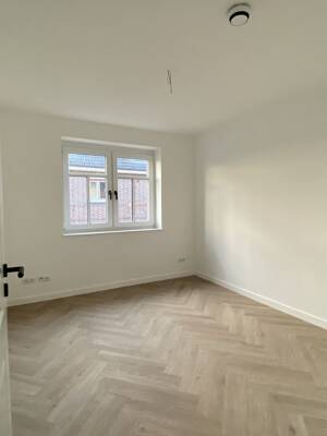 Ihr Wohnglück nahe der Elbe - 3-Zi.-Neubau-Wohnung, Kirchwerder Hausdeich 399 in 21037 Hamburg - Ein Angebot von IVD-HAUSVERWALTUNG GERD VON DER HEIDE – 21037 Hamburg – Vorschaubild 9