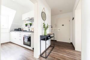 Modern wohnen, langfristig investieren - attraktive Dachgeschosswohnung mit drei Zimmern – 45130 Essen – Vorschaubild 2