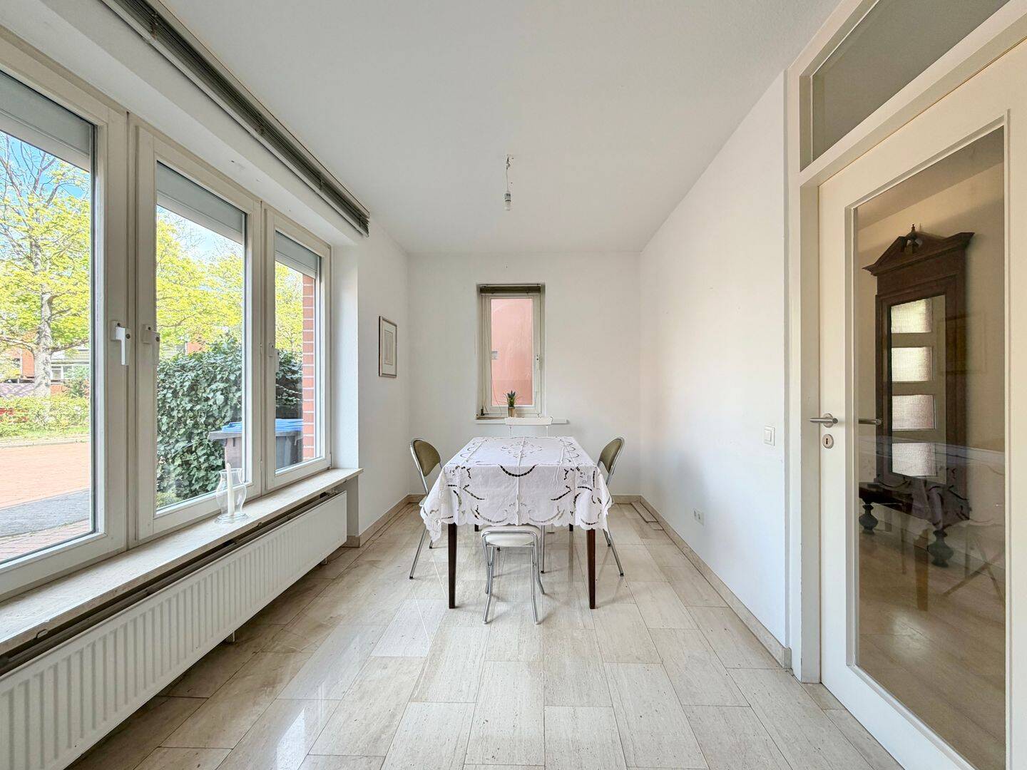 Außergewöhnliches Reihenhaus mit Platz für die Familie, Homeoffice u. Gartenidylle in guter Lage – Hannover – Vorschaubild 7