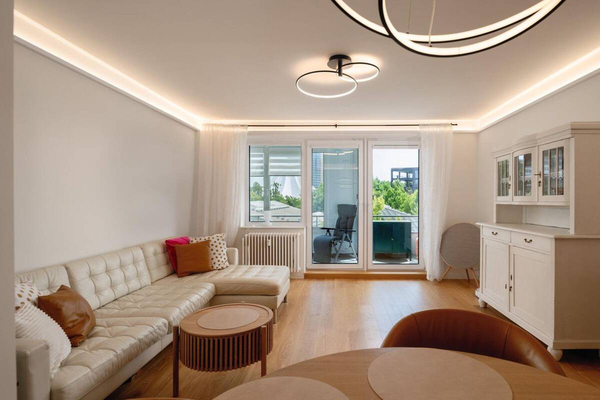 Ihr neues Zuhause zwischen Mitte und Kreuzberg - Hochwertig modernisiert in begehrter Lage – 10963 Berlin – Bild 1 von 9