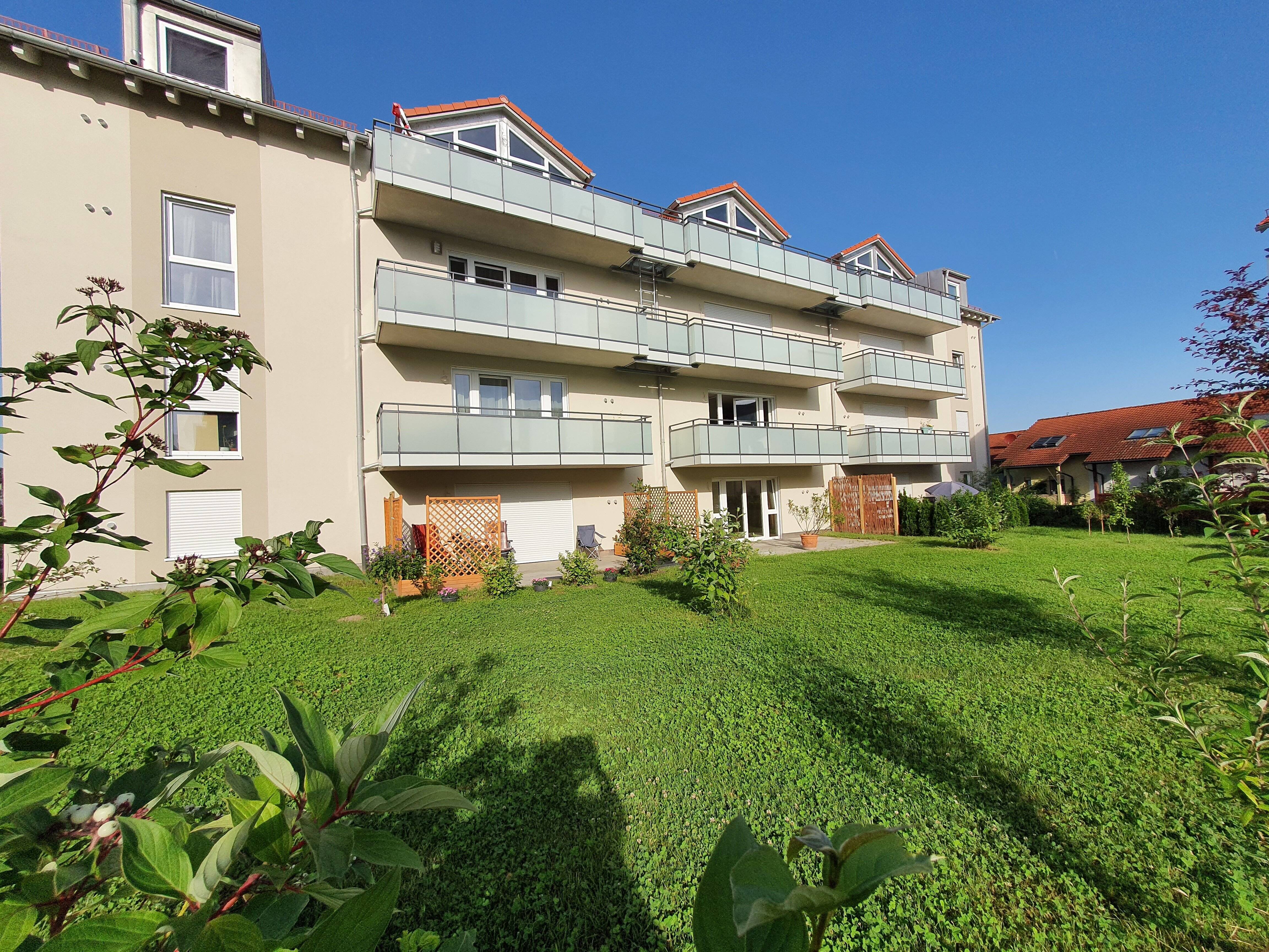 1 Zimmer EG Wohnung mit großzügiger Terrasse