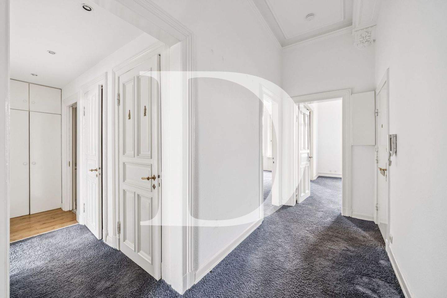 Eigentumswohnung in historischem Stadthaus – Altbaucharme mit Entwicklungspotenzial – Hamburg – Vorschaubild 2