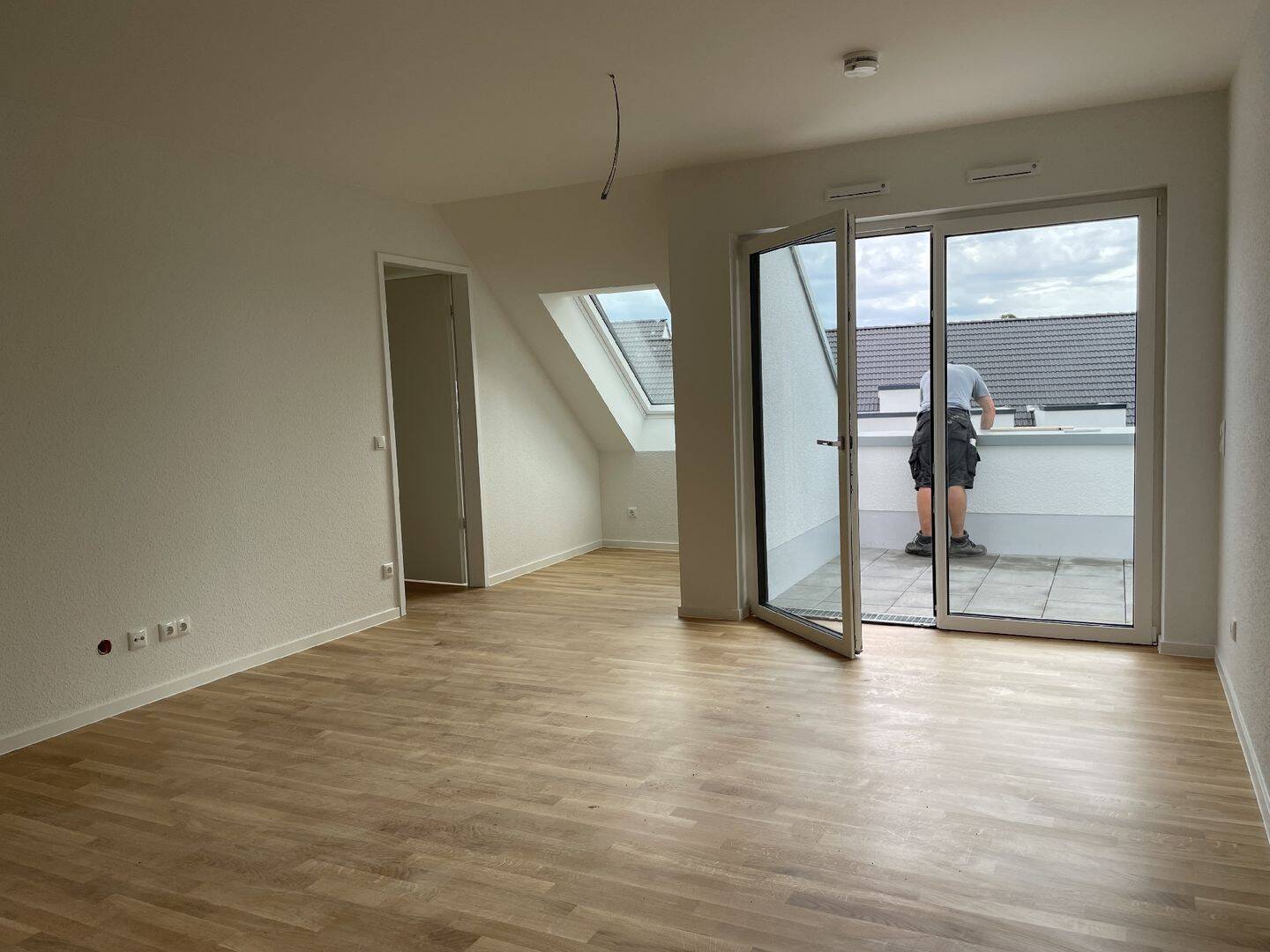 2-Zimmer Dachgeschosswohnung mit Loggia in Leverkusen Schlebusch