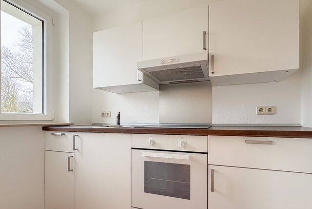 Perfekter Start ins eigene Zuhause - Balkon & Einbauküche inklusive! – Chemnitz – Vorschaubild 2
