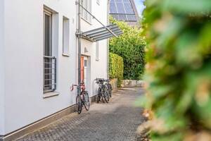 Dachgeschosswohnung mit Galerie & Tiefgarage – 79117 Freiburg im Breisgau – Vorschaubild 2