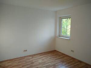 Gepflegte 3-ZKBWC, Einbauküche, Balkon, Fußbodenheizung, Stellplatz, HDH-Mittelrain – 89520 Heidenheim an der Brenz – Vorschaubild 8