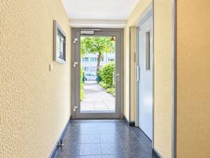 2-Zimmerwohnung mit Balkon | Bezugsfrei ideal für Paare in Spandau mit Auzug und Stellplatz – 13599 Berlin – Vorschaubild 5