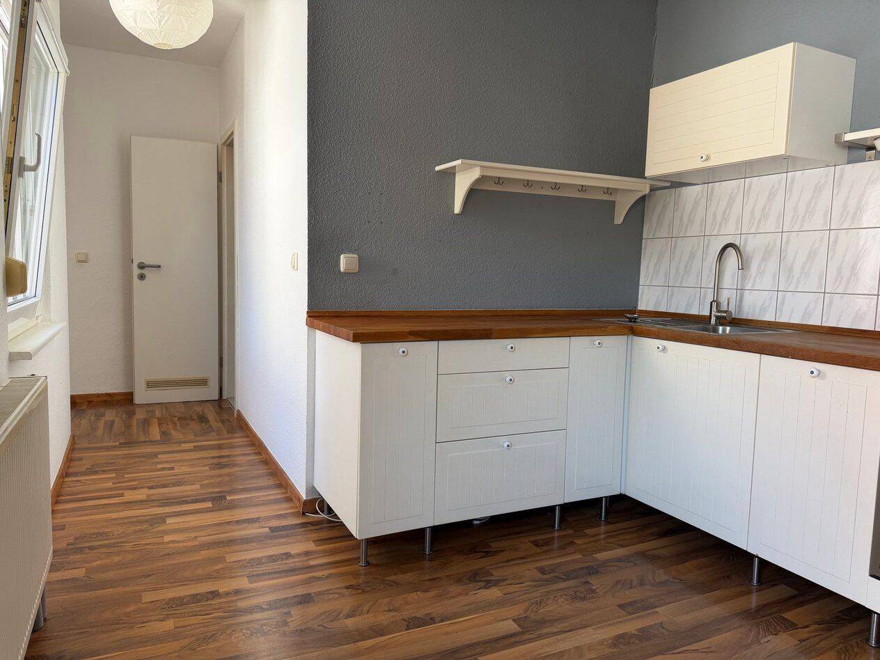 Bezugsfreie 3-Zimmer Wohnung in Jena-West mit Balkon - WG-geeignet. – Jena – Vorschaubild 8