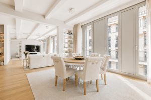 Luxus trifft Lage - Exklusives 5-Zimmer-Loft im Herzen Hamburgs