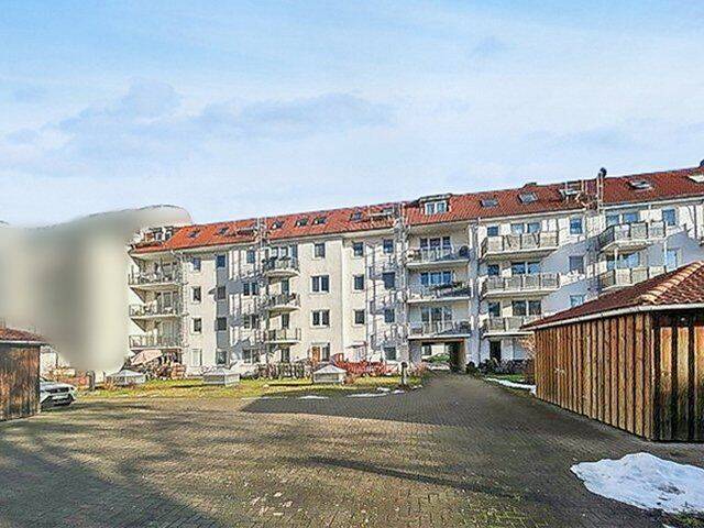 Vermietete 3-Zimmer-Maisonette-Wohnung mit Balkon und Tiefgarage in Magdeburg-Stadtfeld – Magdeburg – Vorschaubild 2