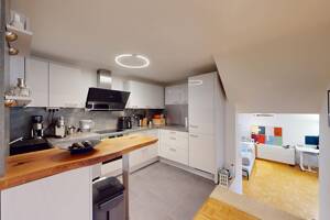 Zentral & ruhig in Schwabing: Schöne Wohnung mit 2 Balkonen, Aufzug und Nähe zum Englischen Garten – 80802 München – Vorschaubild 5