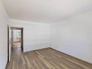 Lichtdurchflutete 3-Zimmer-Wohnung mit BALKON und viel Platz in grüner Wohnlage – 33659 Bielefeld – Vorschaubild 7