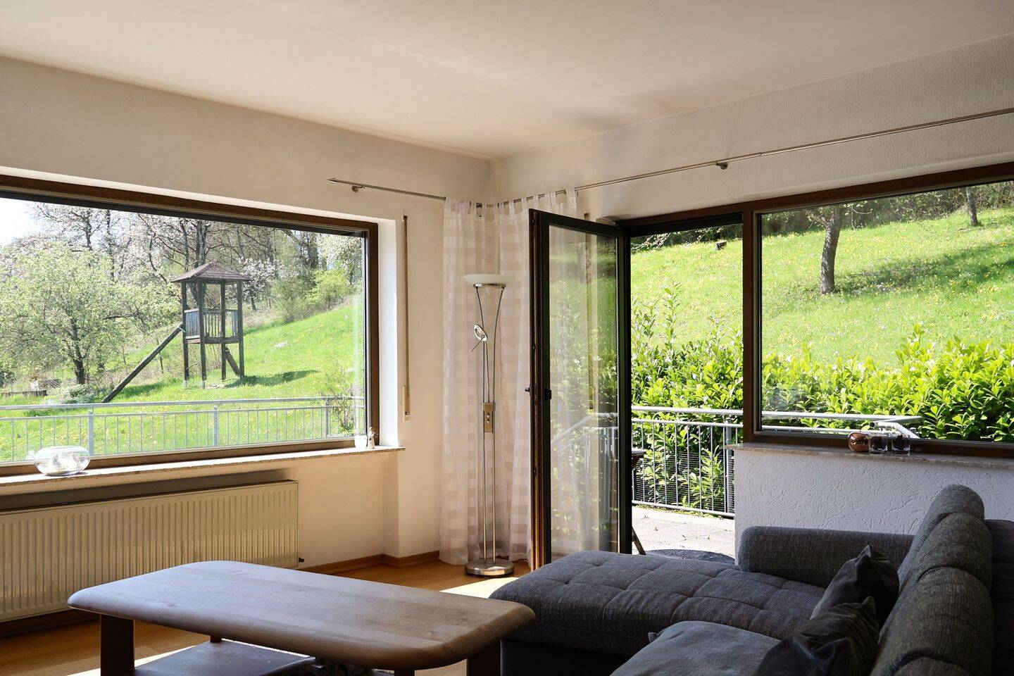 Provisionsfrei: Schleidweiler - Großzügiges Wohnhaus mit zwei Wohneinheiten und Weitblick – Zemmer – Vorschaubild 5