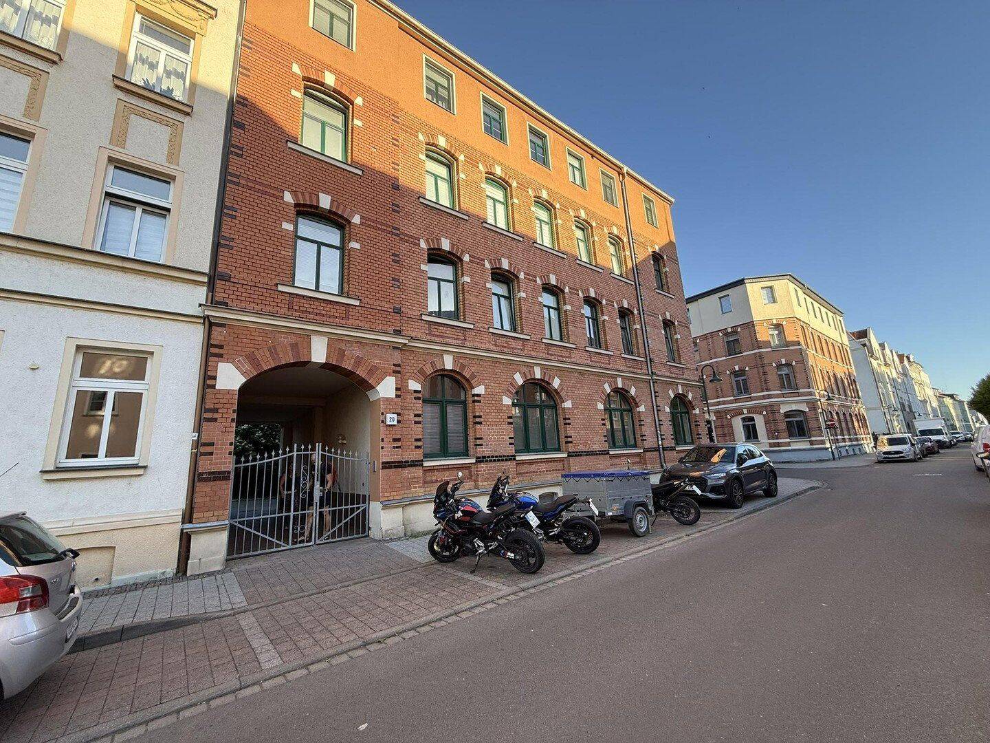 Einziehen und Wohlfühlen - 4-Zi-Wohnung in ruhiger Wohnlage mit perfekter Infrastrukturanbindung – Markranstädt – Vorschaubild 2