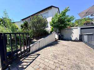 Seltene Gelegenheit in Bergen-Enkheim: Zwei Doppelhaushälften mit großem Entwicklungspotenzial – 60388 Frankfurt am Main – Vorschaubild 5