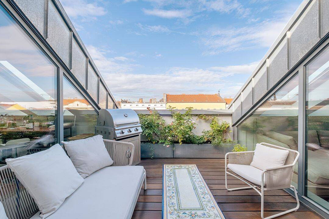 Einzigartiges Penthouse mit Terrasse, Atrium und Kamin im begehrten Bötzowkiez – Berlin – Vorschaubild 3