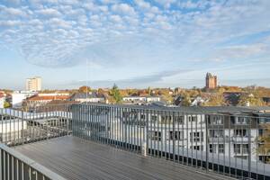 Neubau-Erstbezug: Exklusives Penthouse mit Premiumausstattung und vier Dachterrassen – 22525 Hamburg – Vorschaubild 2
