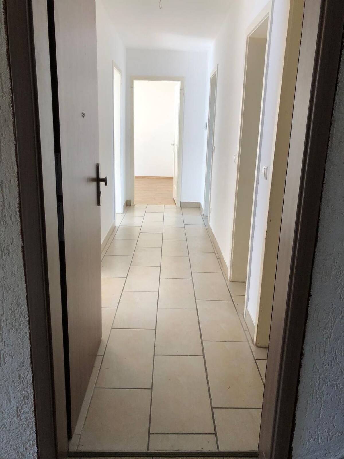 4-Zimmer Wohnung in Bad Cannstatt Kursaal – 70372 Stuttgart – Bild 1 von 8