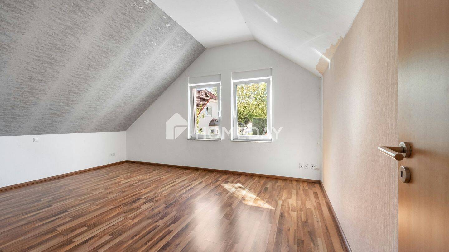 Großzügige Dachgeschosswohnung mit Balkon & 2 Stellplätze - auf Erbpachtbasis – Bochum – Vorschaubild 9