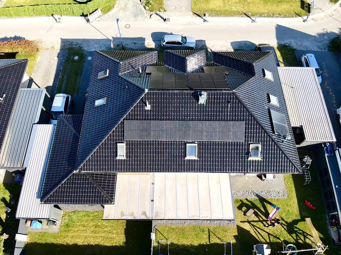 Ihr Wohntraum mit eingebautem Mietertrag - 202qm Haus plus 98qm Nebenhaus – Barßel – Vorschaubild 3