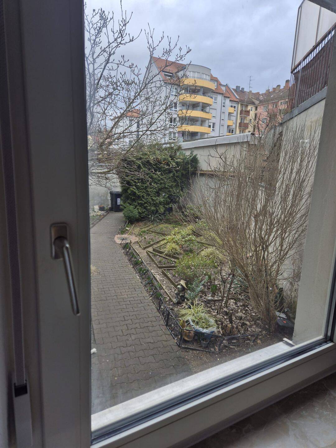 Sanierte 3-Zimmerwohnung im EG in der Nürnberger Südstadt - Provisionsfrei – Nürnberg – Vorschaubild 2