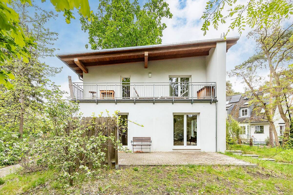 Energieeffizientes A+ Ein- bis Zweifamilienhaus nahe dem Wannsee – 14089 Berlin – Bild 1 von 9