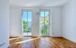 Geräumige 2-Zimmerwohnung mit Gartenzugang - schnell zum KuDamm – 10589 Berlin – Vorschaubild 2