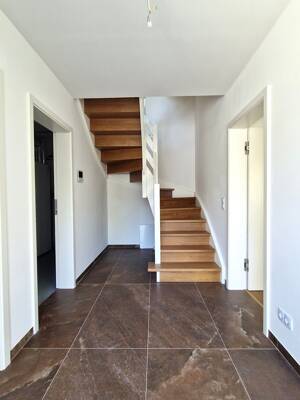Schönes Reihenendhaus mit Dachloggia zu vermieten! – 4288 Leipzig – Vorschaubild 5
