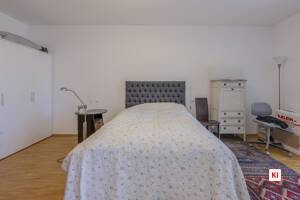 Investment direkt am Englischen Garten! Vermietete 2-Zimmer-ETW mit TG-Stellplatz und Serviceangebot – 80805 München – Vorschaubild 4