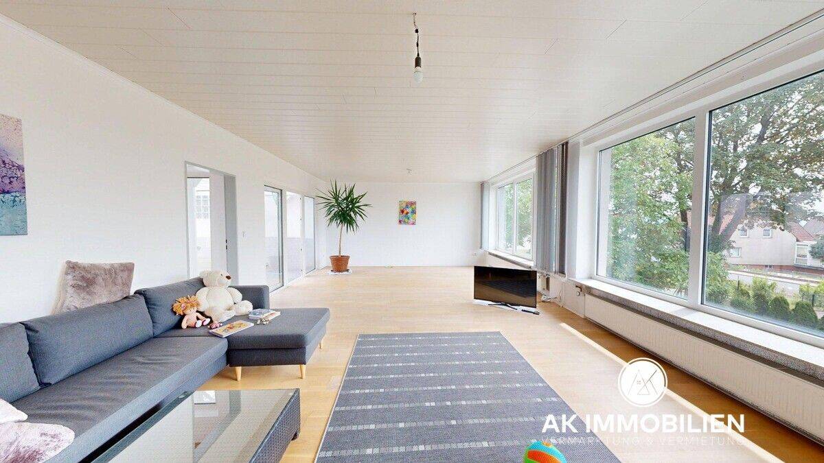 Großes Zweifamilienhaus mit Atriumhof und Schwimmbad in Bad Münder - Ortsteil Nettelrede – Bad Münder am Deister – Vorschaubild 4