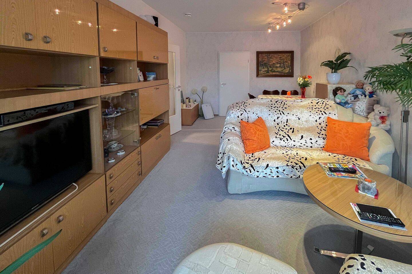 *Eigennutzung!* 4-Zi. inkl. Außenstellplatz, Tageslichtbad und Balkon – Dresden – Vorschaubild 4