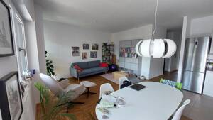 Attraktive 3 Zimmer Wohnung mit EBK (käuflich) , gehobener Ausstattung und 2 Balkonen – 40235 Düsseldorf – Vorschaubild 7