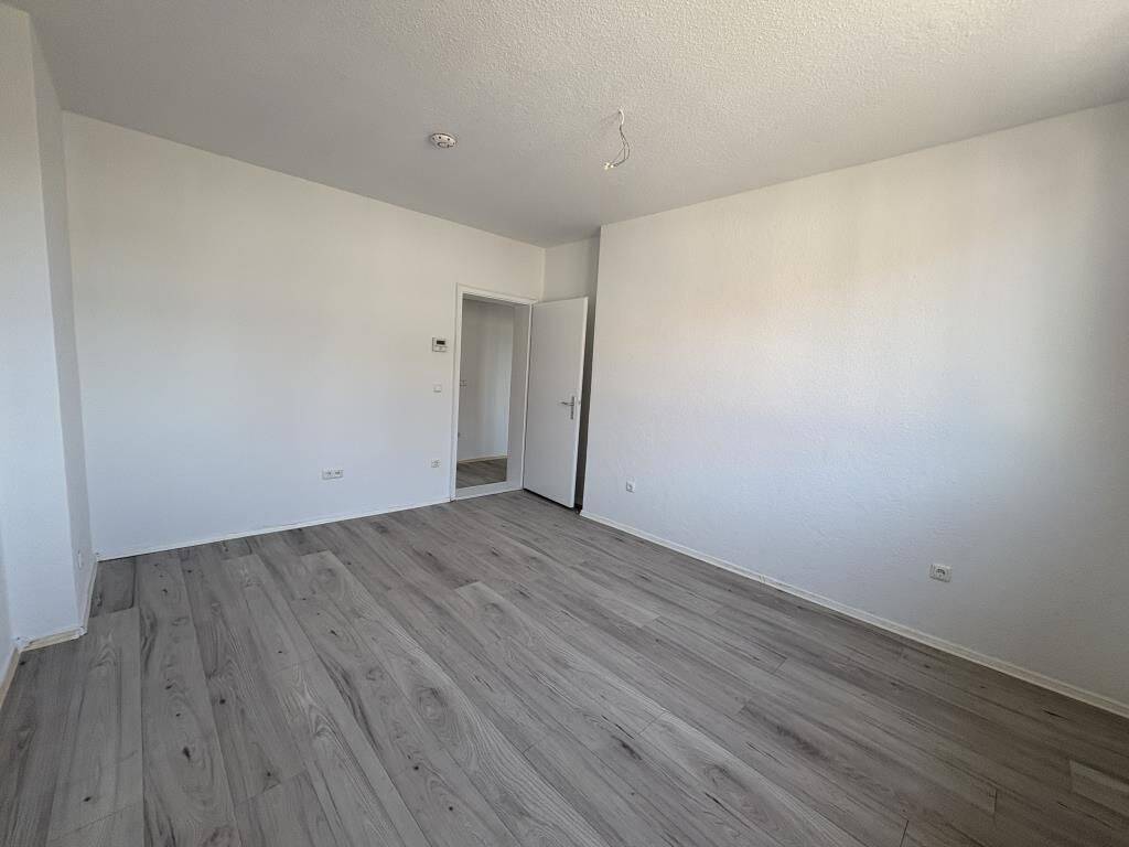 Gemütliche 2-Zimmer-Etagenwohnung in Bremerhaven zu vermieten – Bremerhaven – Vorschaubild 3