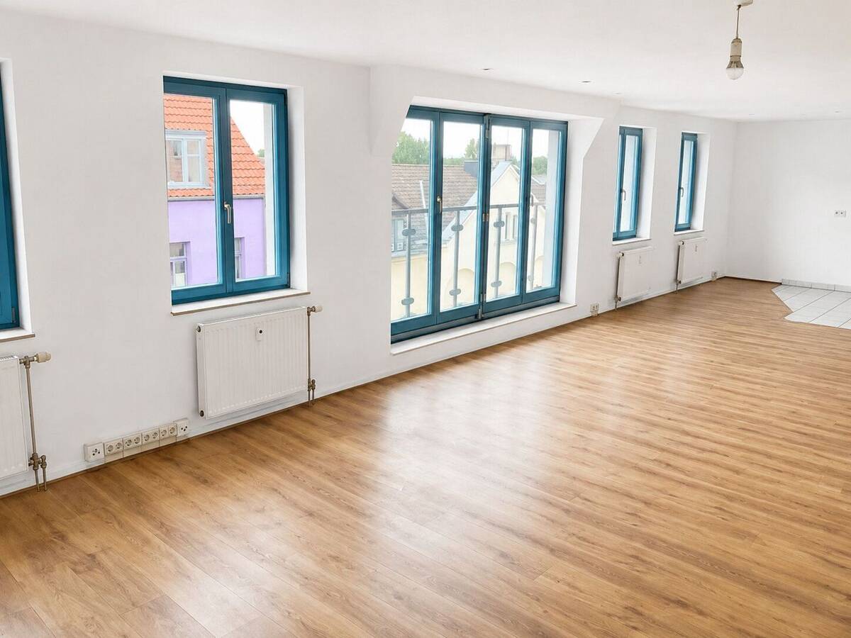 3-Zimmer Wohnung mit Balkon zur Miete in der Thiemstraße – 39104 Magdeburg – Bild 1 von 9