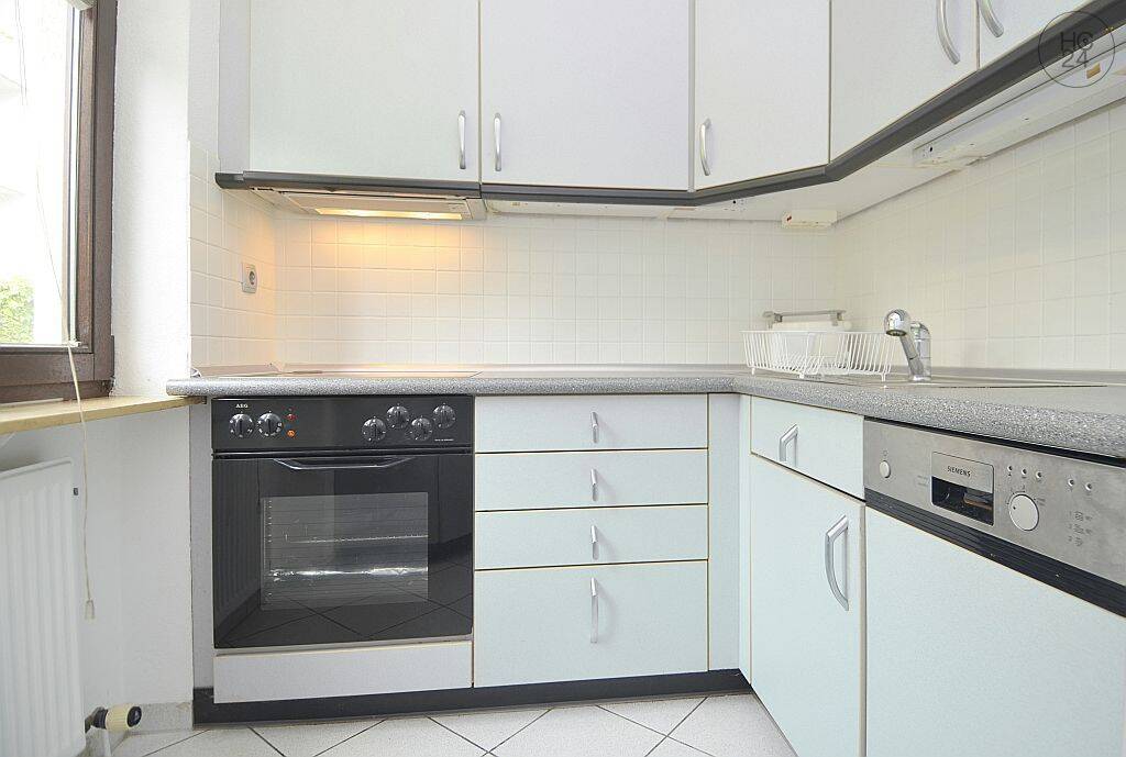 Gemütliche möblierte 3-Zimmer Wohnung mit PKW-Stellplatz und Internet in Wiesbaden Sonnenberg – Wiesbaden – Vorschaubild 3