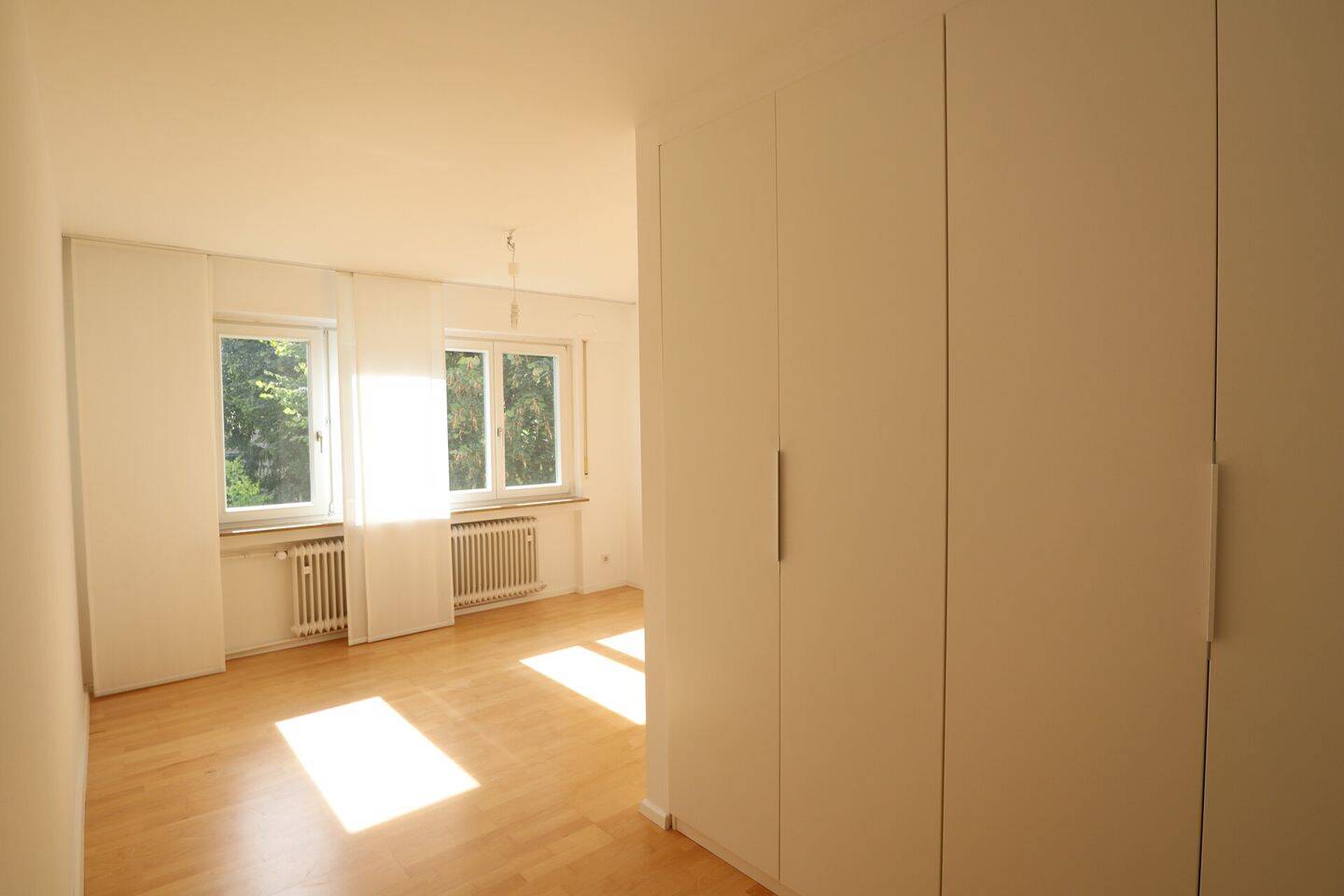 Lichtdurchflutete 3,5-Zimmer-Eigentumswohnung in bester Wohnlage – Stuttgart – Vorschaubild 6