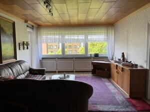 Familienfreundliche 4-Zimmer Wohnung in sehr gepflegtem Mehrfamilienhaus mit Balkon und Tiefgaragenstellplatz – 47198 Duisburg – Vorschaubild 5