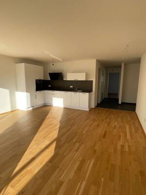 ERSTBEZUG - 3-Zimmer-Wohnung mit Einbauküche – 91056 Erlangen – Vorschaubild 3