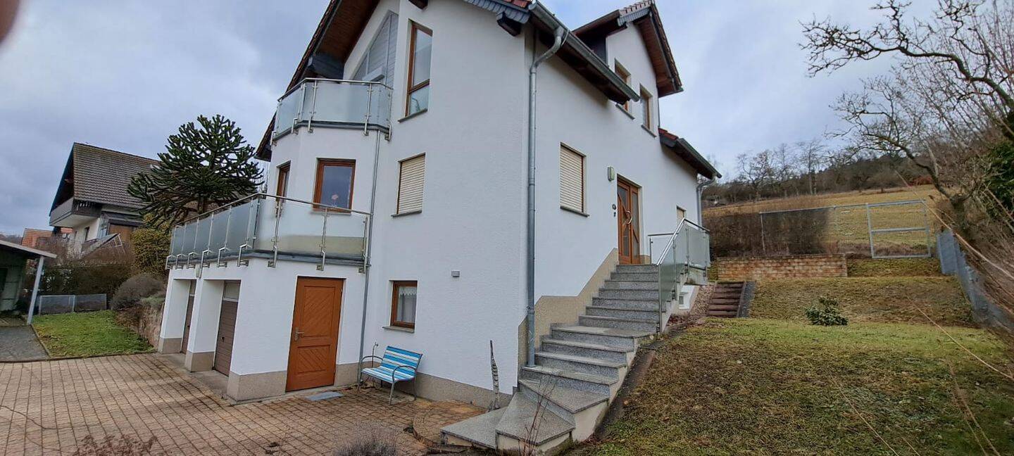 Traumhaftes Einfamilienhaus – Wutha-Farnroda – Vorschaubild 2
