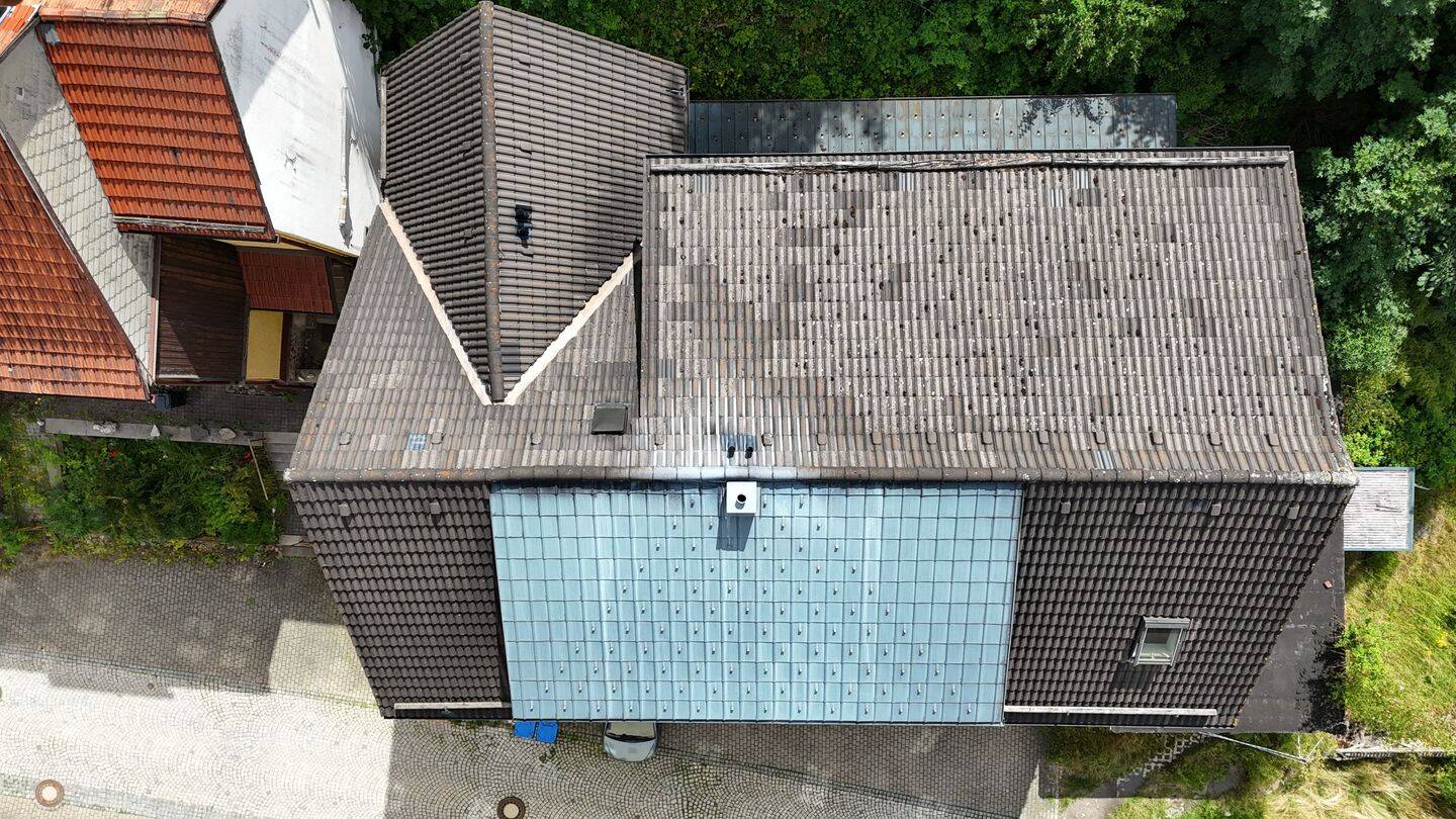 Exzellente Kapitalanlage mit Historie und stabiler Rendite: Vollvermietetes Mehrfamilienhaus in 96528 Frankenblick-Rauenstein! – Frankenblick – Vorschaubild 5