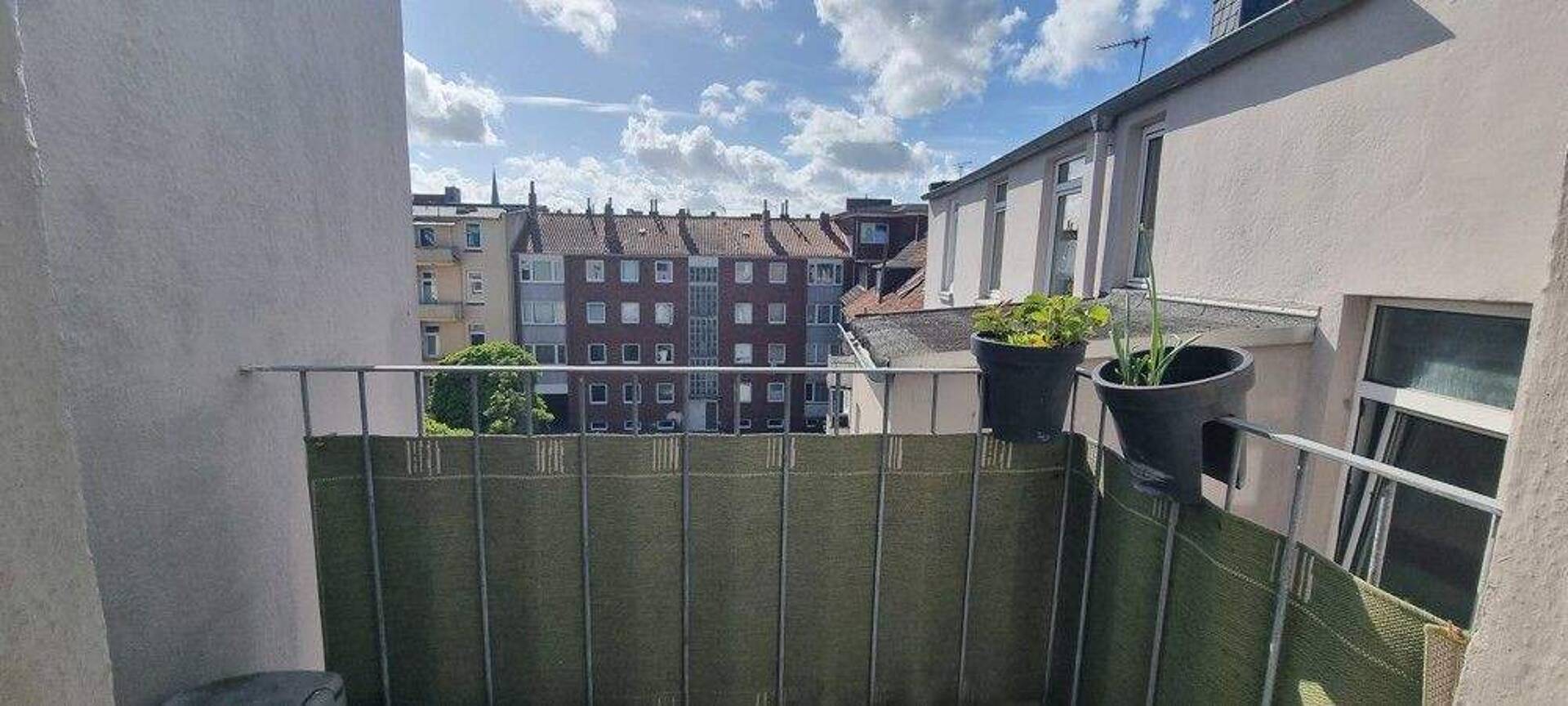 Dachgeschosswohnung in 26382 Wilhelmshaven mit 110 m² kaufen