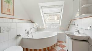 Lichtdurchflutete 3-Zimmer-Dachgeschosswohnung mit Dachterrasse und Blick in grüne Weite – 74080 Heilbronn – Vorschaubild 4