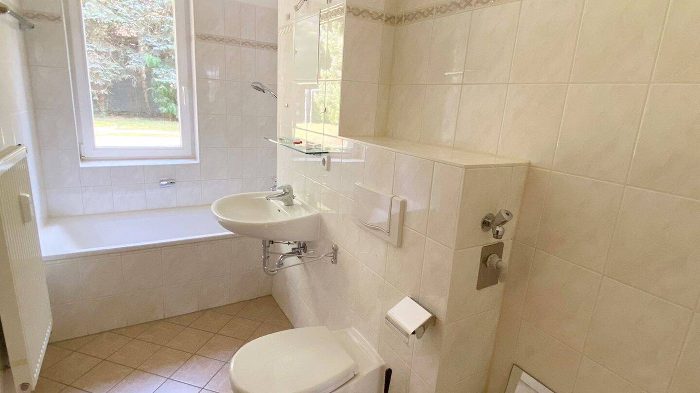 ***Helle 3-Zimmer-Wohnung mit Balkon direkt am Uni-Campus*** – Chemnitz – Vorschaubild 6
