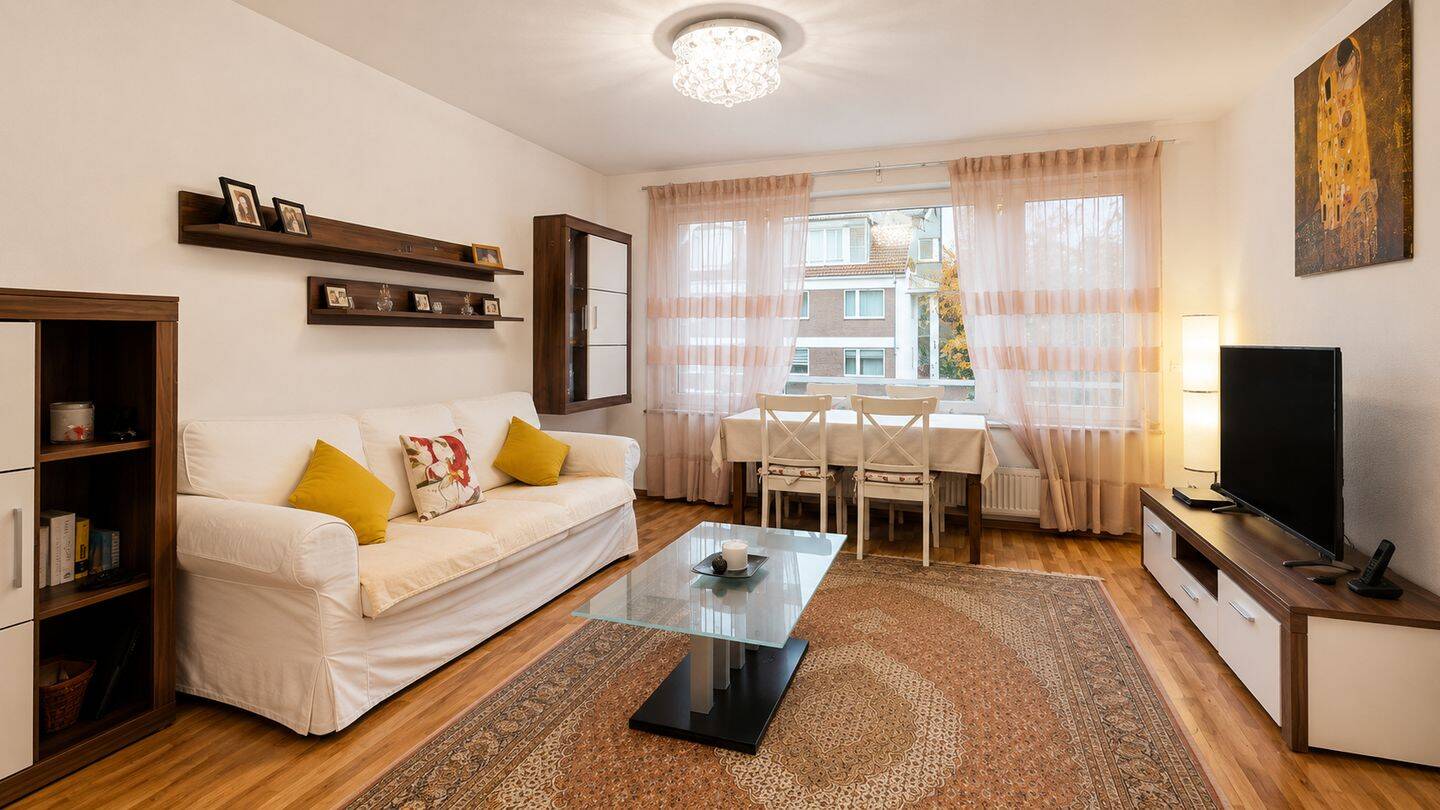 Vermietete 4-Zimmer-Wohnung mit Wintergarten mitten in Kaiserswerth! Fußläufig zum Ortskern! – Düsseldorf – Vorschaubild 4