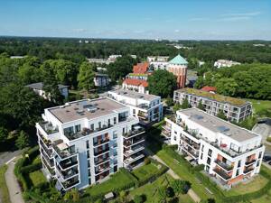 Neuwertige Etagenwohnung im OxPark mit großem Balkon und traumhaftem Ausblick ins Grüne – 22419 Hamburg – Vorschaubild 2