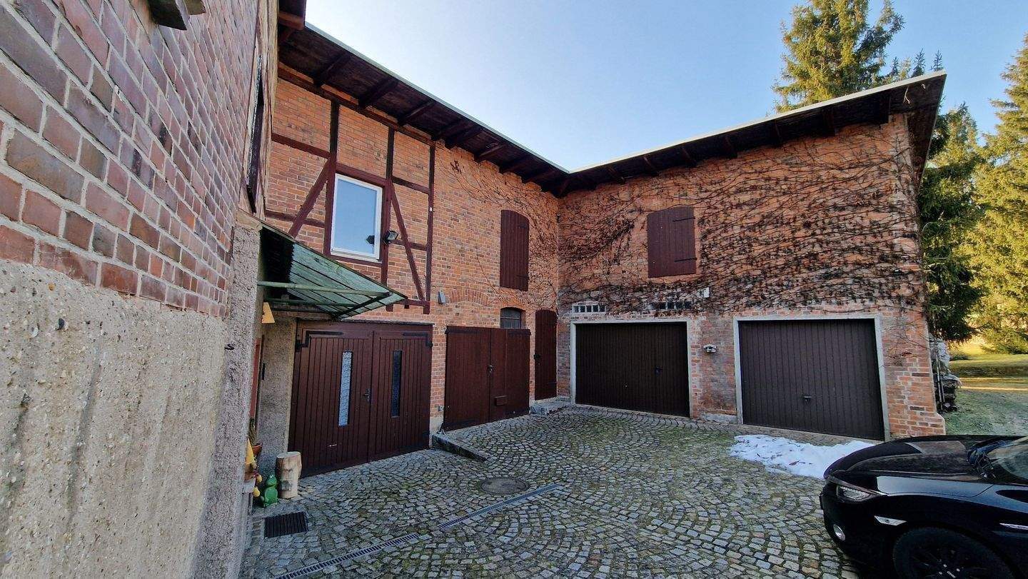 Gepflegtes Bauernhaus auf wunderschönem Grundstück mit Badeteich – Dornburg-Camburg – Vorschaubild 2