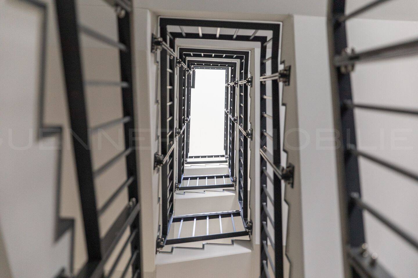 Lichtdurchflutete Penthousewohnung im Zentrum von Köpenick zu verkaufen! – Berlin – Vorschaubild 4