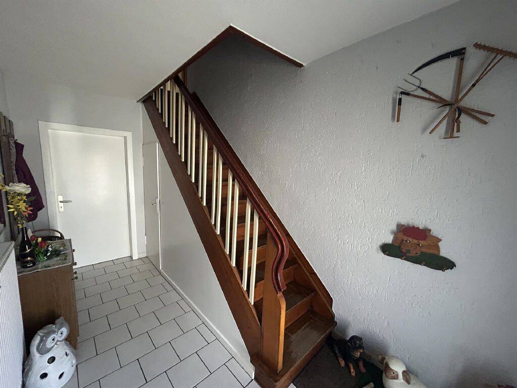 Familienfreundliches Einfamilienhaus mit Garage in Lichtenfels-Rhadern – Lichtenfels – Vorschaubild 4
