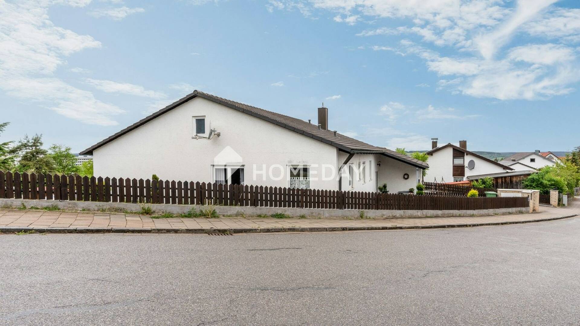 Haus in 93128 Regenstauf mit 215 m² kaufen